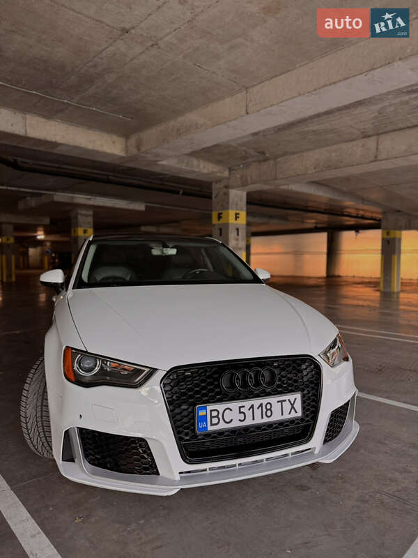 Седан Audi A3 2015 в Львове