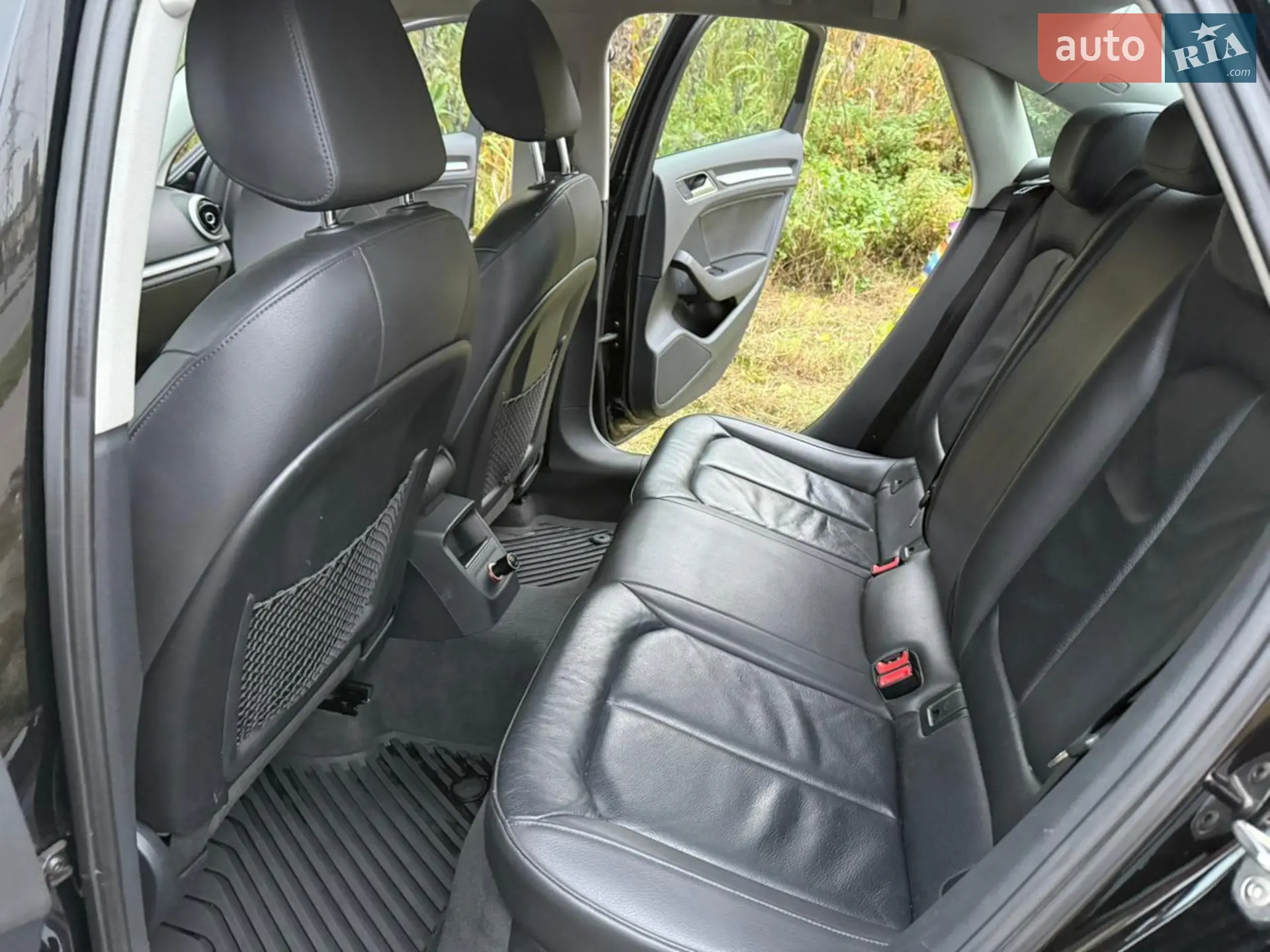 Audi A3 2016 VIN WAUZZZ8V1G1105259 фото оголошення 8 з 10