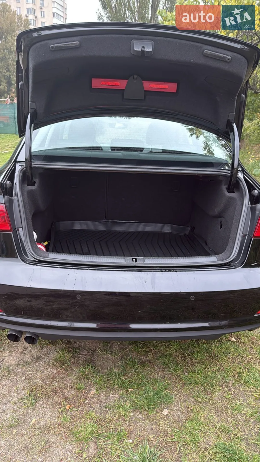 Audi A3 2016 VIN WAUZZZ8V1G1105259 фото оголошення 9 з 10
