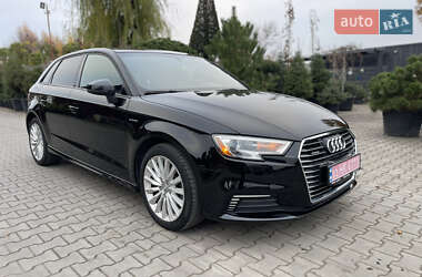 Audi A3  2016