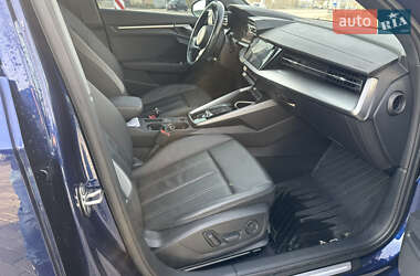 Седан Audi A3 2022 в Вишневому фото 9 Седан Audi A3 2022 в Вишневому