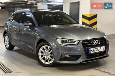 Audi A3  2016