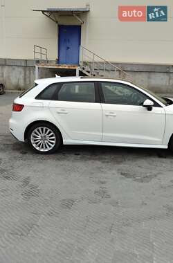 Хэтчбек Audi A3 2016 в Львове фото 12 Хэтчбек Audi A3 2016 в Львове