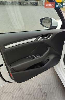 Хэтчбек Audi A3 2016 в Львове фото 26 Хэтчбек Audi A3 2016 в Львове