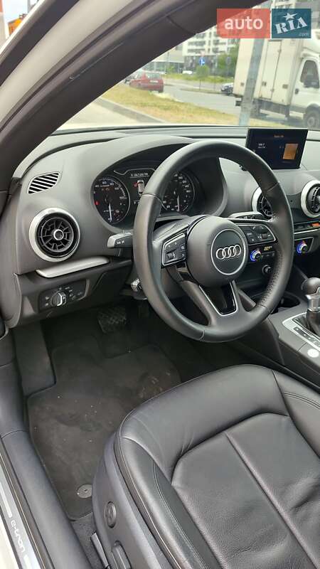 Хэтчбек Audi A3 2016 в Львове фото 21 Хэтчбек Audi A3 2016 в Львове