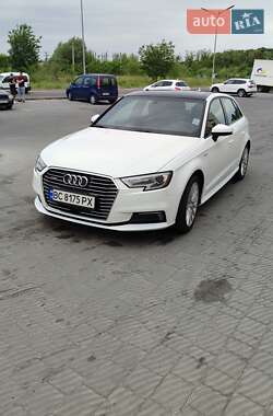 Audi A3  2016