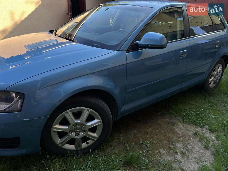 Хэтчбек Audi A3 2010 в Ужгороде