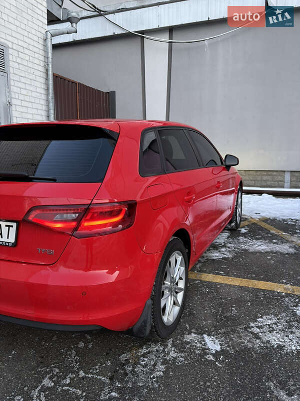 Хетчбек Audi A3 2013 в Києві