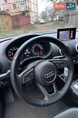 Седан Audi A3 2017 в Киеве