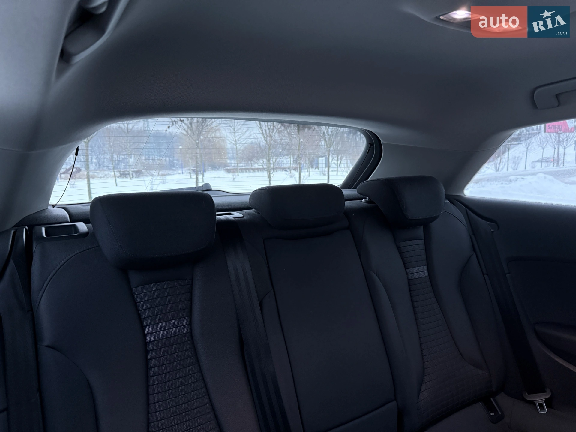 Audi A3 2014 VIN WAUZZZ8V1EA124052 фото оголошення 16 з 44