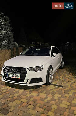 Audi A3  2016