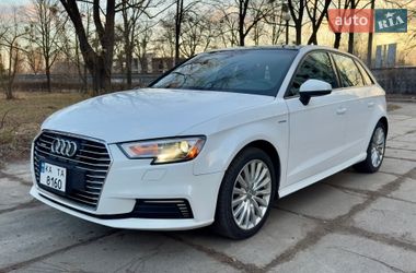 Audi A3  2016