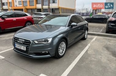 Audi A3  2016