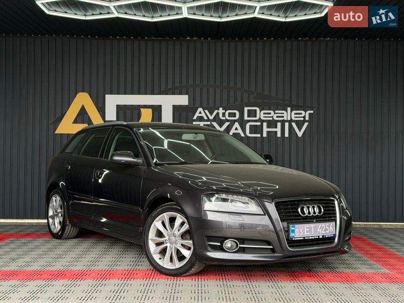 Хэтчбек Audi A3 2012 в Тячеве