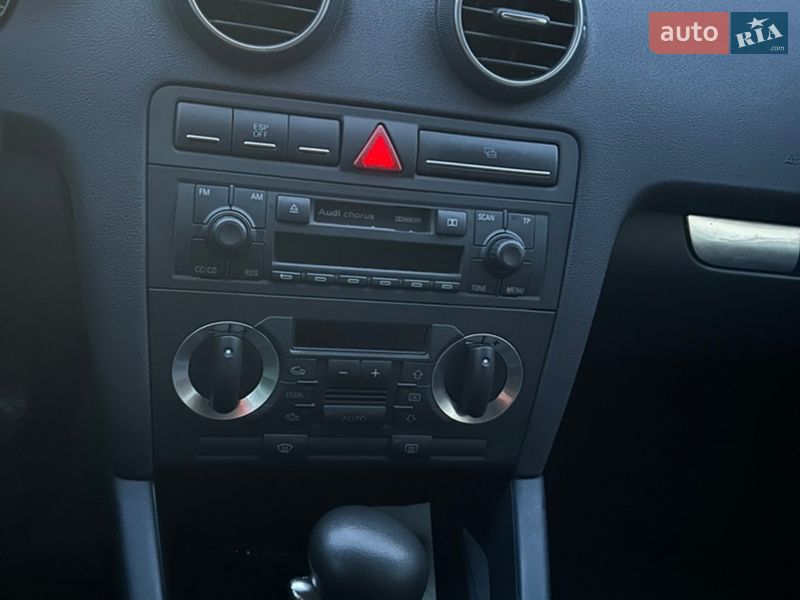 Хэтчбек Audi A3 2004 в Мукачево