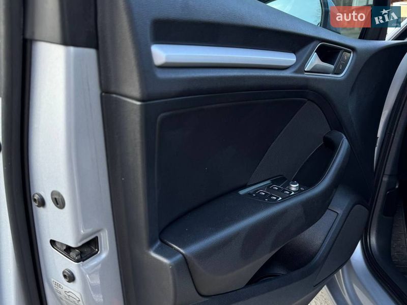 Хэтчбек Audi A3 2015 в Киеве