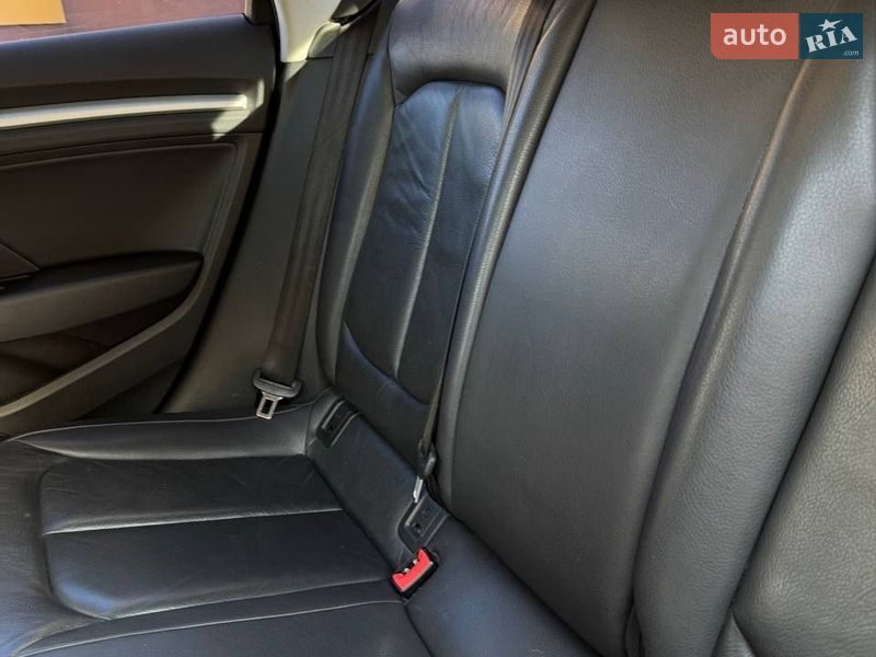 Хэтчбек Audi A3 2015 в Киеве