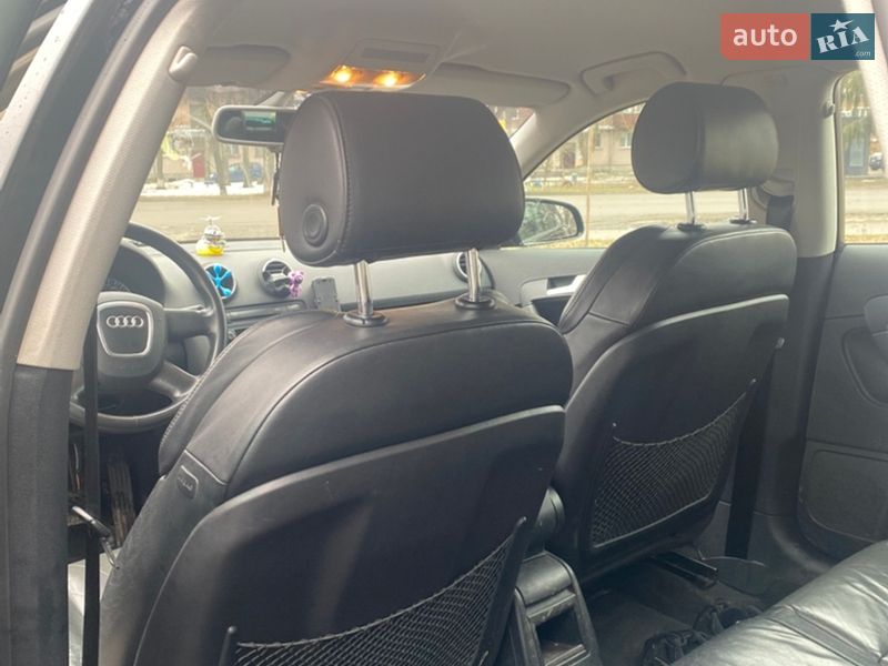 Хетчбек Audi A3 2004 в Конотопі