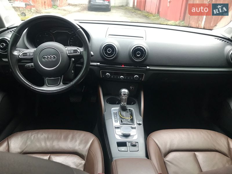 Седан Audi A3 2015 в Киеве