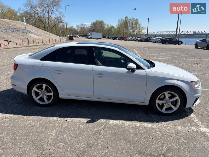 Седан Audi A3 2015 в Хмельнике