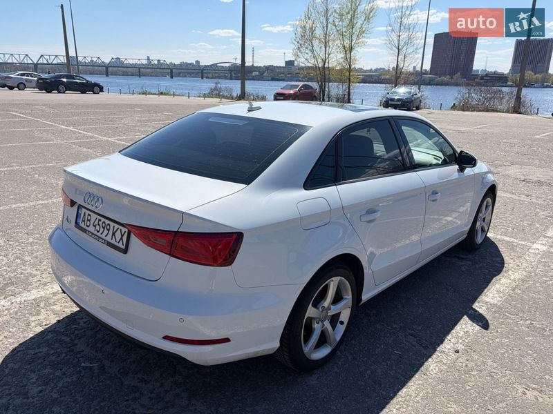 Седан Audi A3 2015 в Хмельнике