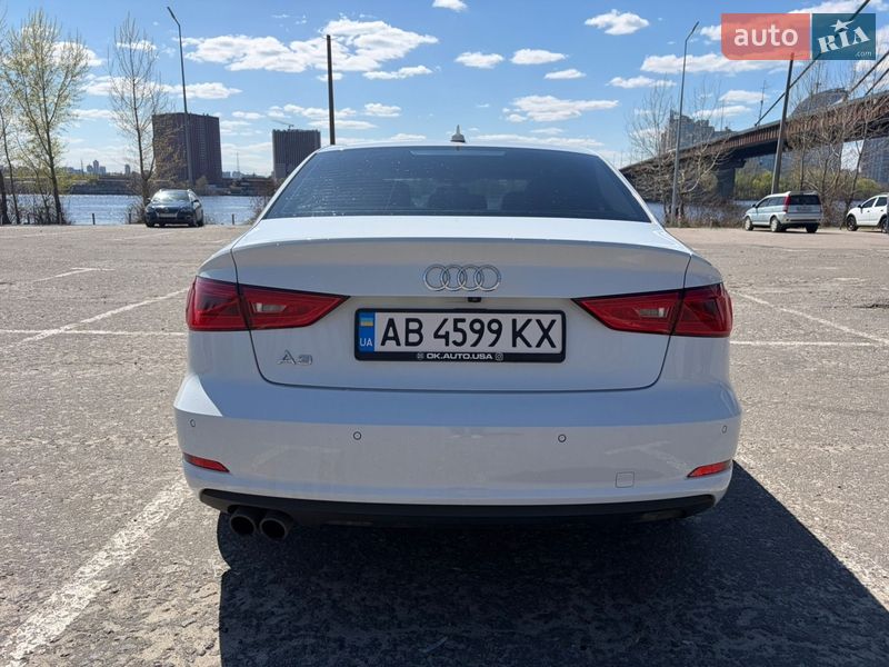 Седан Audi A3 2015 в Хмельнике