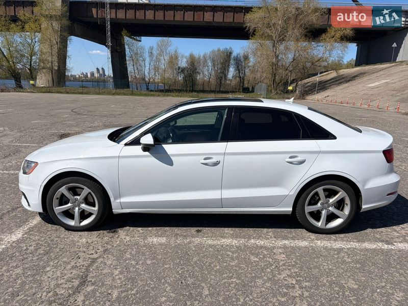 Седан Audi A3 2015 в Хмельнике