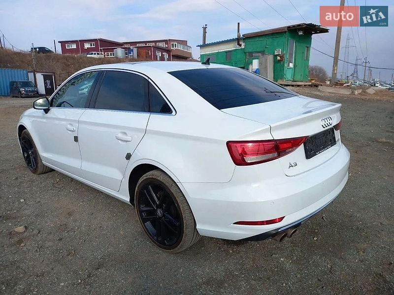 Седан Audi A3 2019 в Одессе