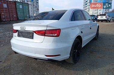 Седан Audi A3 2019 в Одессе