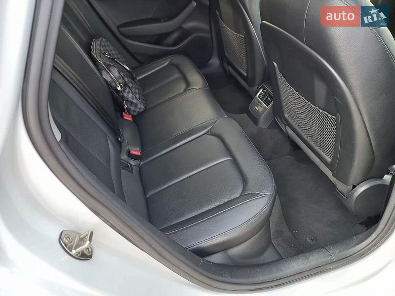 Седан Audi A3 2019 в Одессе