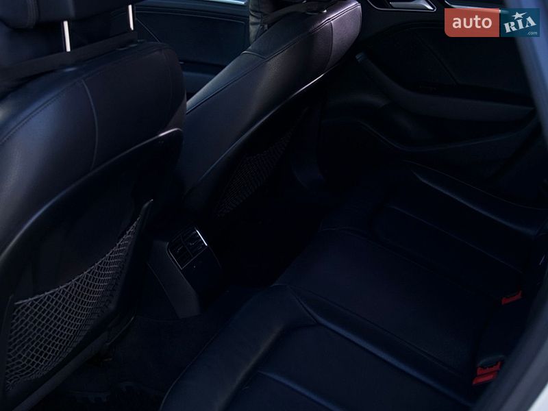 Седан Audi A3 2015 в Миколаєві