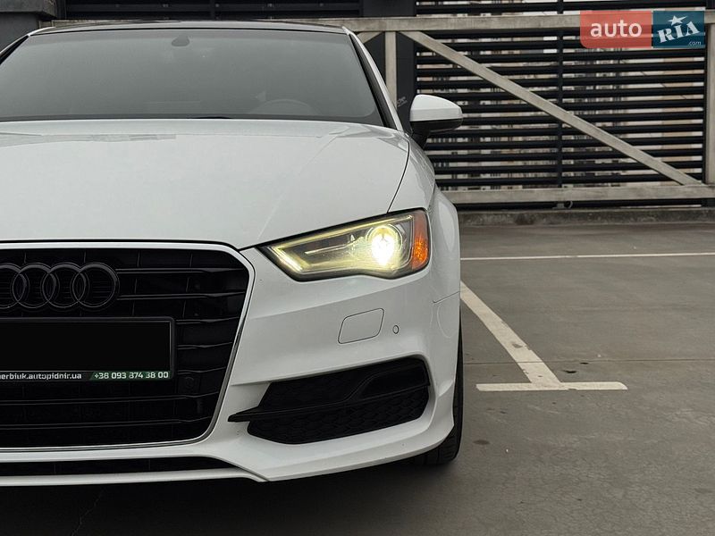 Хэтчбек Audi A3 2015 в Киеве