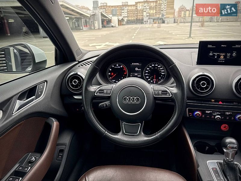 Хэтчбек Audi A3 2015 в Киеве