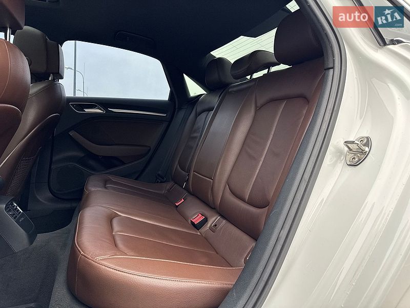 Хэтчбек Audi A3 2015 в Киеве