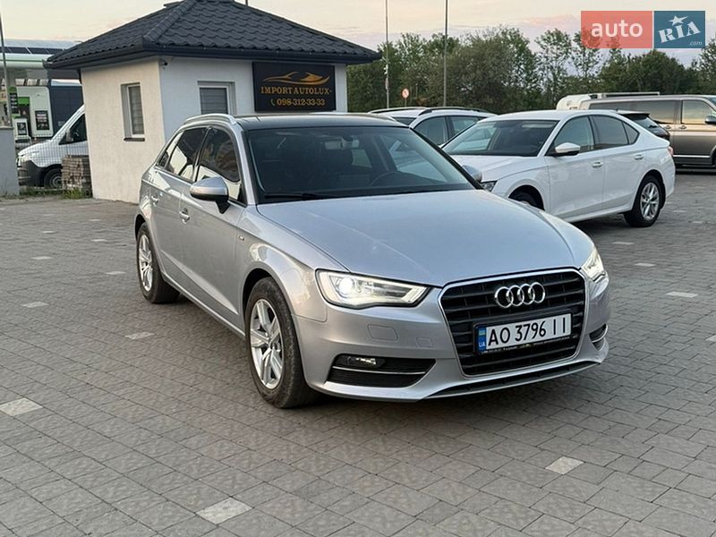 Хетчбек Audi A3 2016 в Іршаві