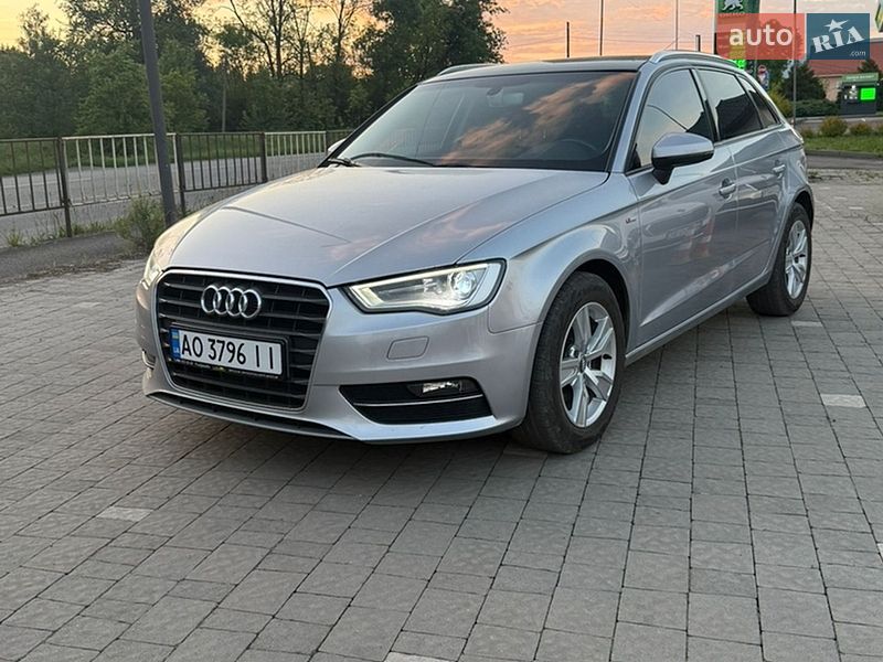 Хетчбек Audi A3 2016 в Іршаві