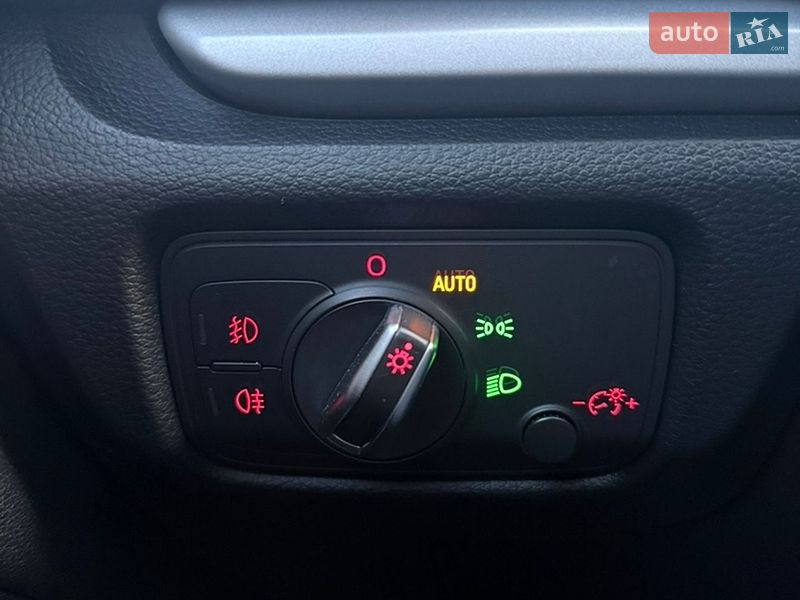 Хетчбек Audi A3 2016 в Іршаві