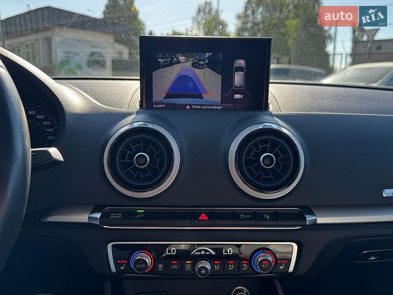 Хэтчбек Audi A3 2017 в Луцке