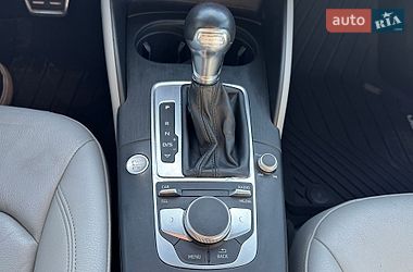 Хэтчбек Audi A3 2017 в Луцке
