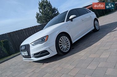 Audi A3  2015