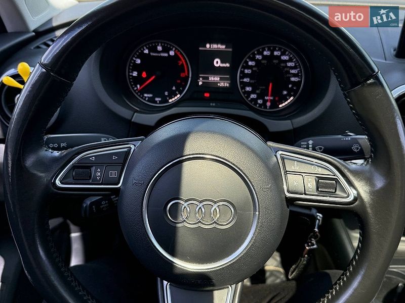 Седан Audi A3 2015 в Дніпрі
