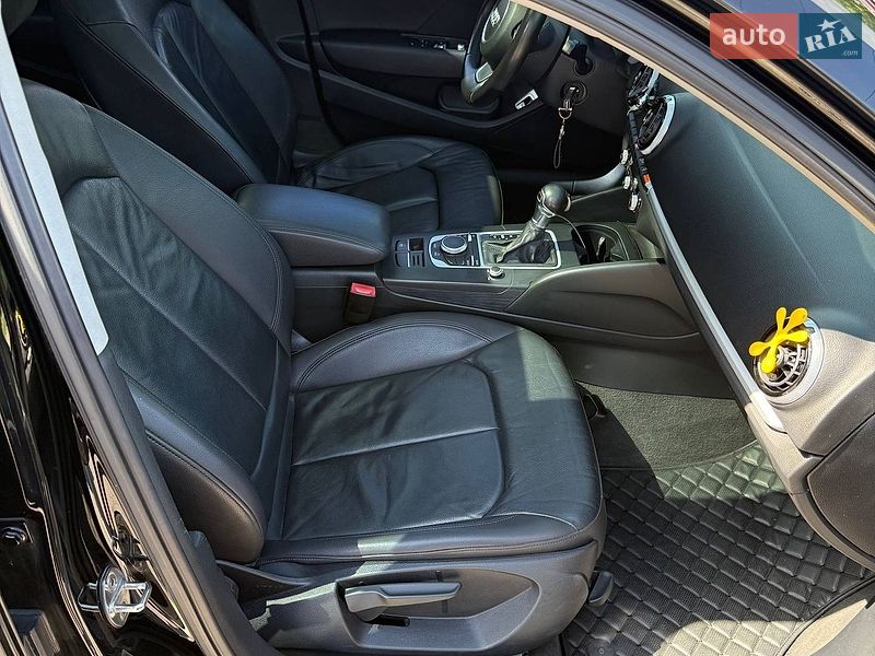 Седан Audi A3 2015 в Дніпрі