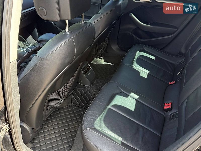 Седан Audi A3 2015 в Дніпрі