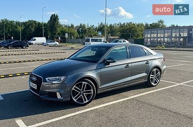 Седан Audi A3 2017 в Виннице