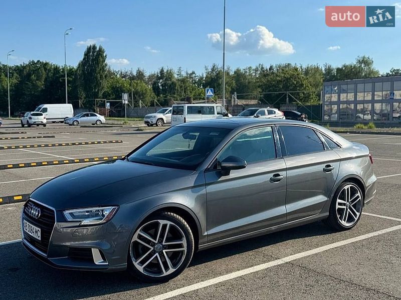 Седан Audi A3 2017 в Виннице