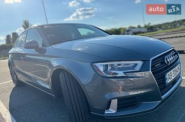 Седан Audi A3 2017 в Виннице