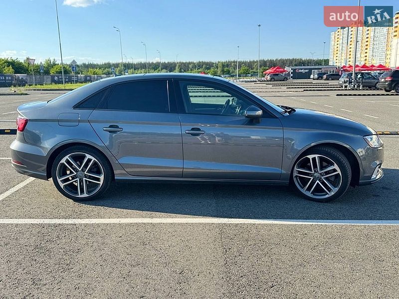 Седан Audi A3 2017 в Виннице