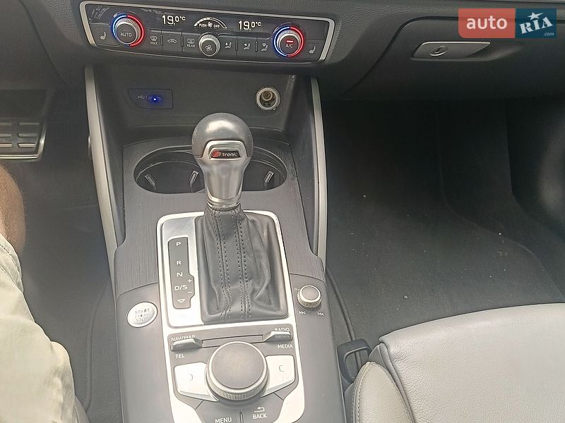 Седан Audi A3 2017 в Виннице