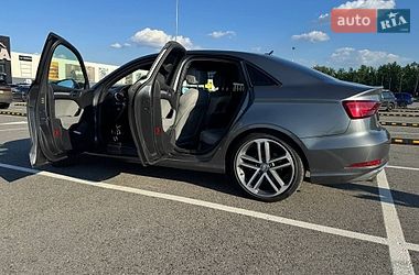Седан Audi A3 2017 в Виннице