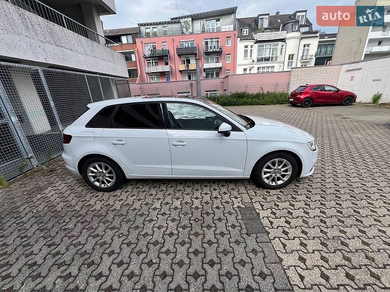 Хэтчбек Audi A3 2015 в Одессе фото 3 Хэтчбек Audi A3 2015 в Одессе